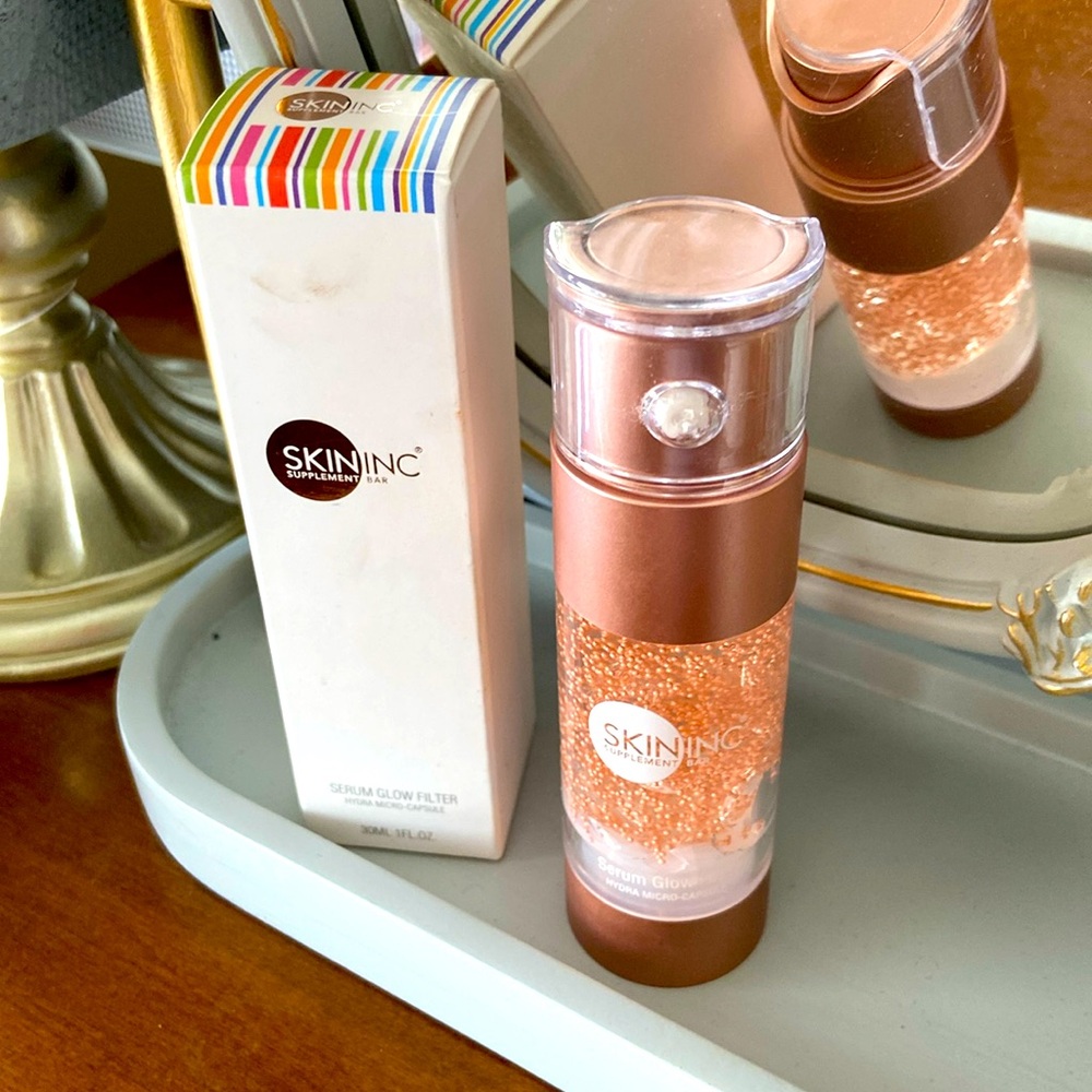 Skininc. Serum glow filter/primer